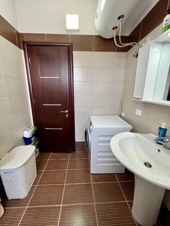 Sunshine Apartment Sarandë Buitenkant foto